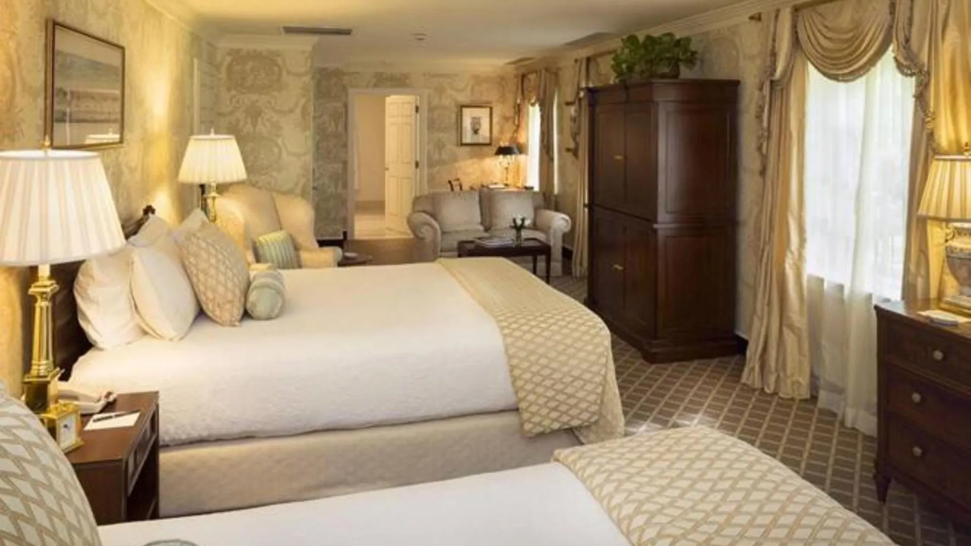 *****  Williamsburg Inn, An Official Colonial Williamsburg Hotel USA